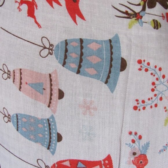 SUNSHINE & RODEOS CHRISTMAS VESTS - Picture 10 of 10